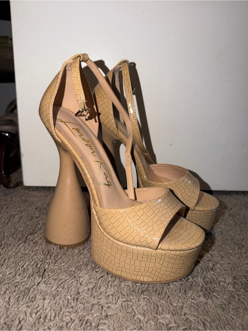 Neutral Croc-Embossed Tan Platform Slingback Heels